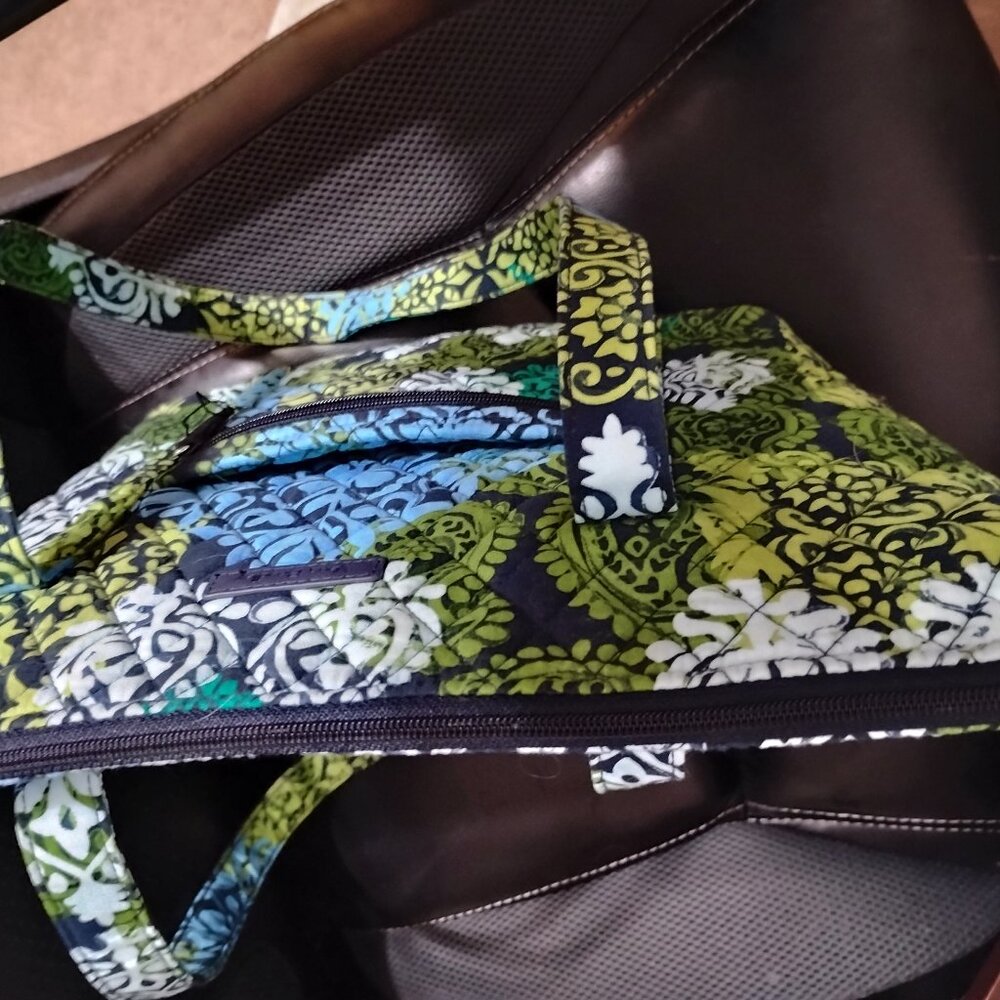 Vera Bradley Outlet "small VB tote" blue/green    EUC - Picture 3 of 4